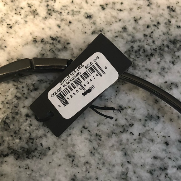 🎉HOST PICK!! Bcbg maxazria necklace - Picture 6 of 6